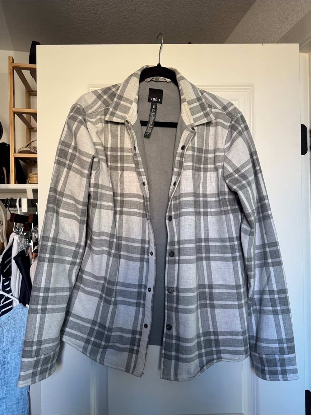 Men’s Vuori Gray & White Plaid Snap-Up Shirt Jacket